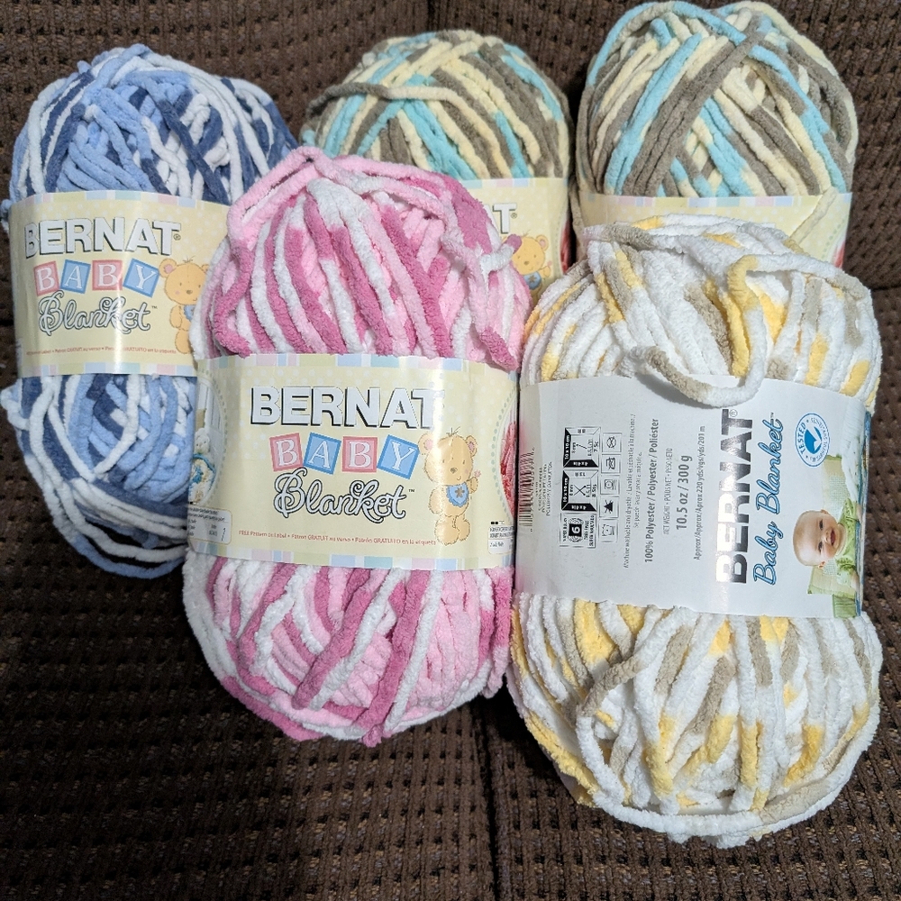 Y6 Bernat Baby Blanket Yarn Bundle